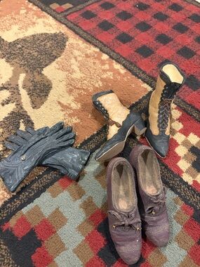 Miniature Victorian resin figurine lot